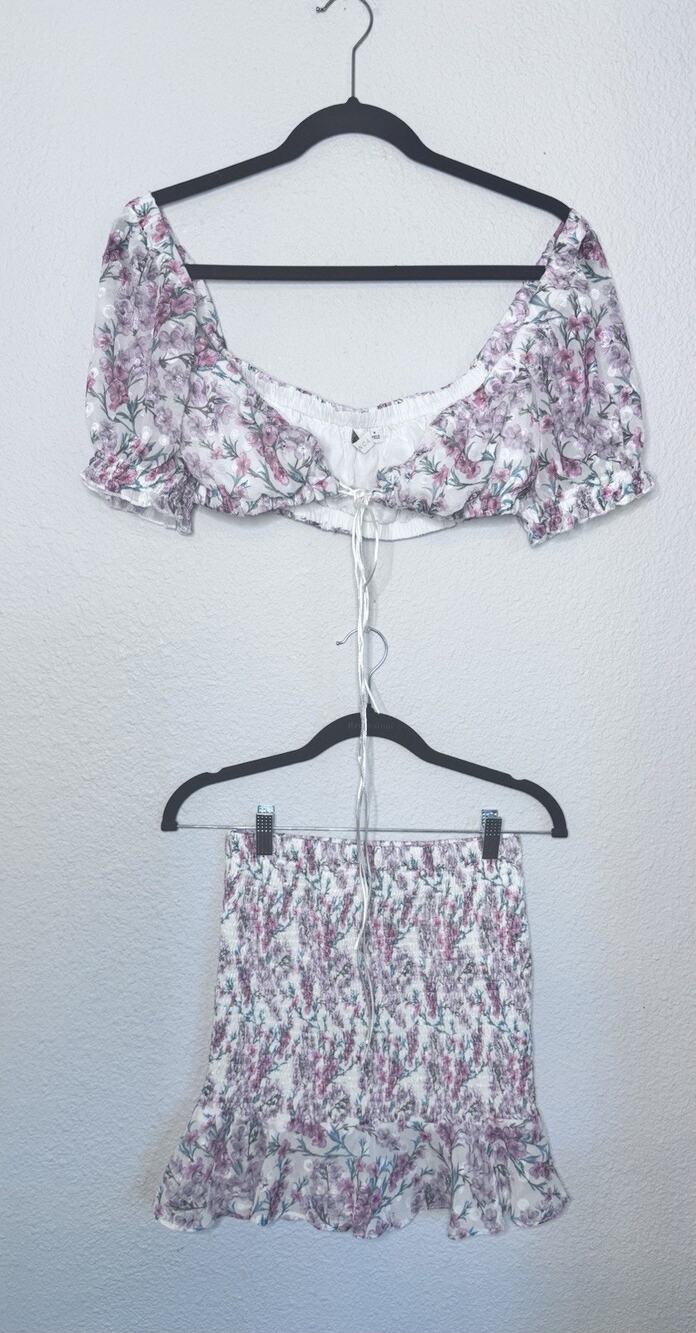 O. Vianca Women's 2 Piece Top and Skirt SZ M Floral Ruched Tie Front Crop Top